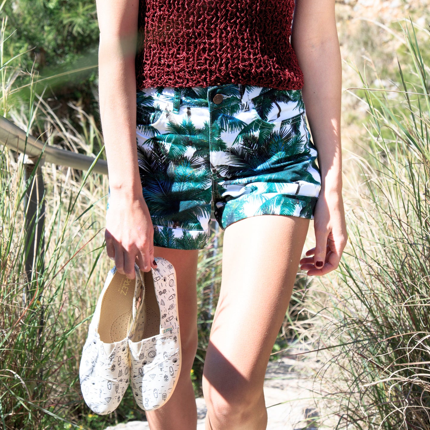 Short tropic print