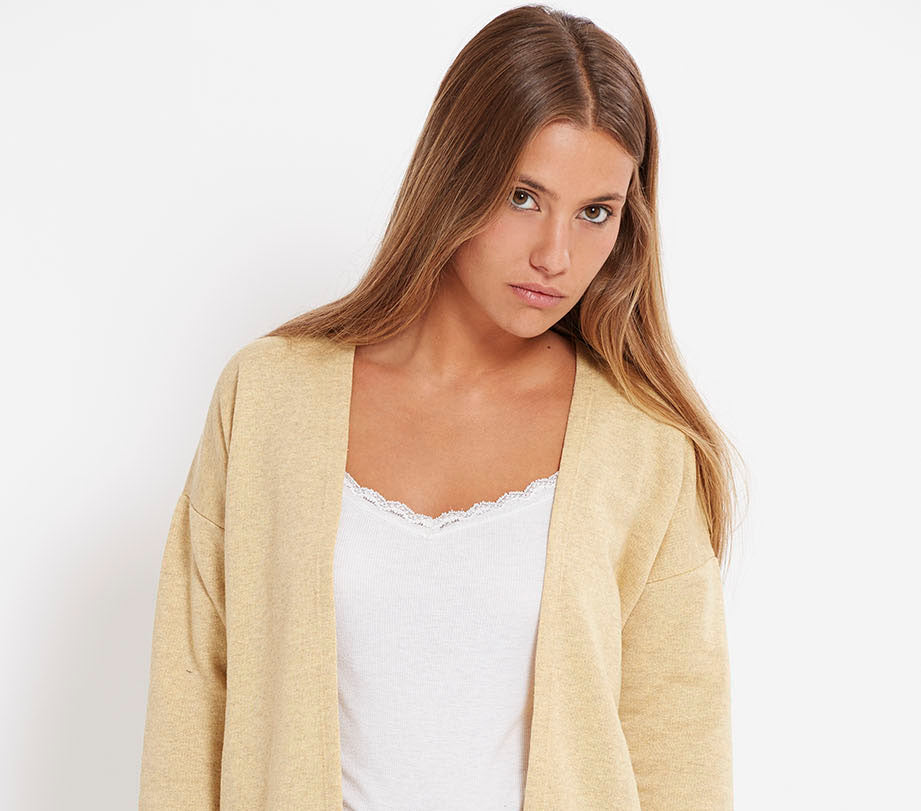 Cardigan mostaza de felpa